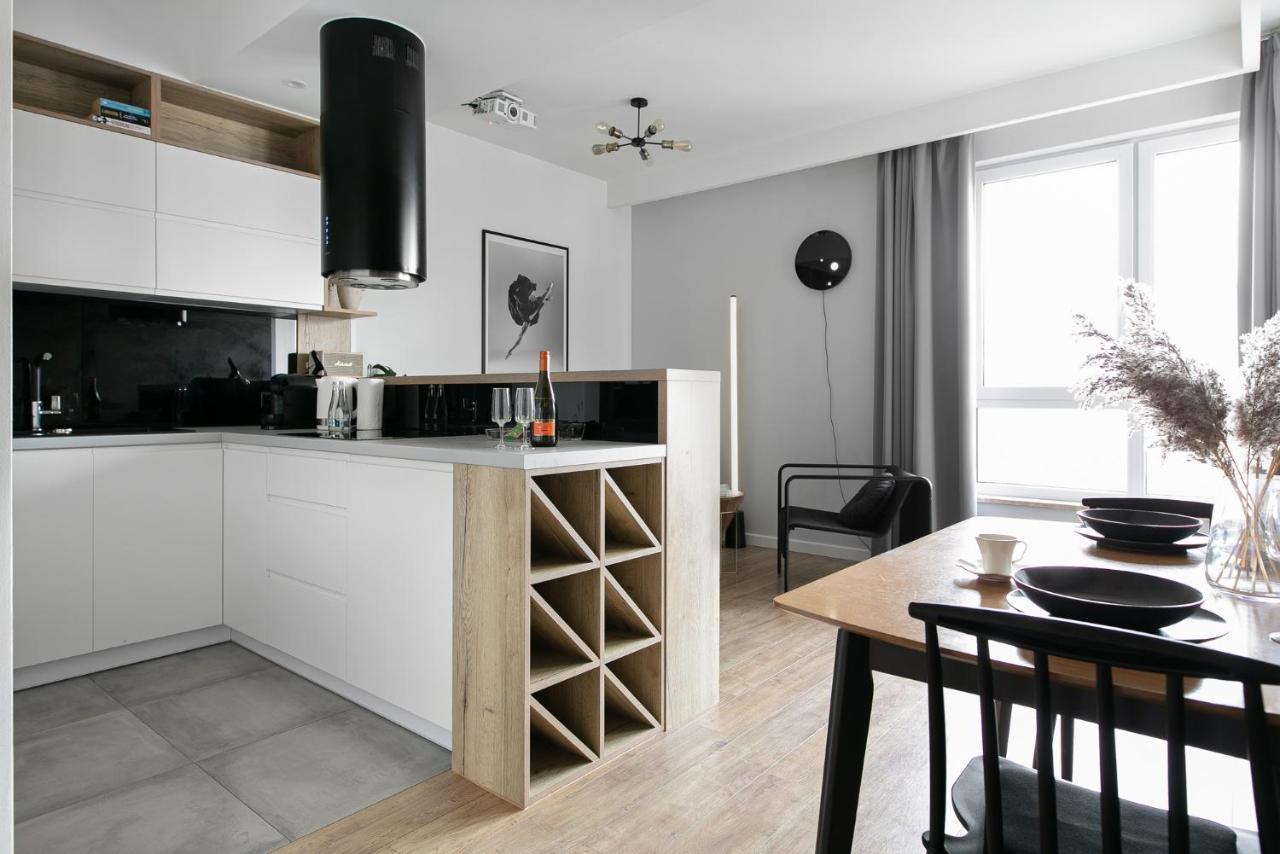 Tuyo Apartments Lake Park Варшава Екстериор снимка